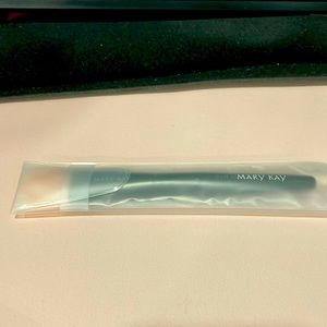 Mary Kay application brush